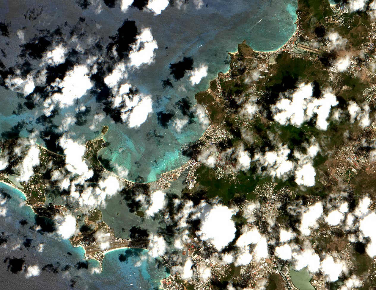 Imagerie satellitaire de Saint-Martin